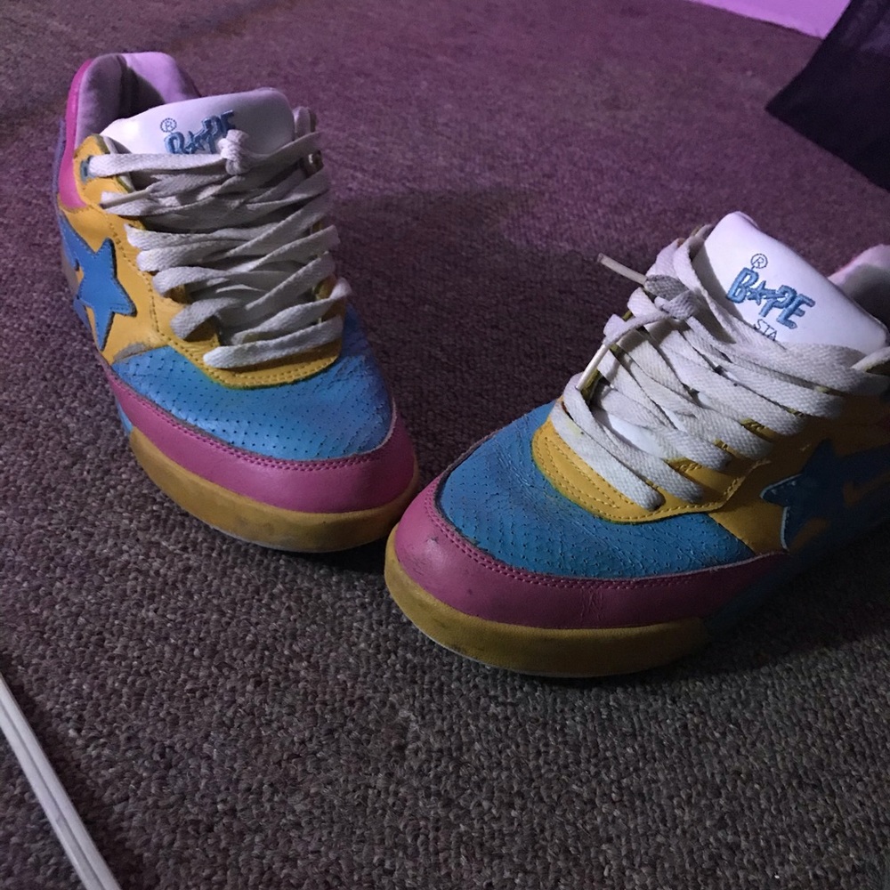 Kinda beat up Bapesta